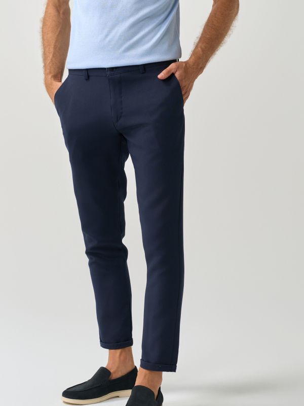 Modern tailored slim fit trousers in navy cotton for men from You.Boutique