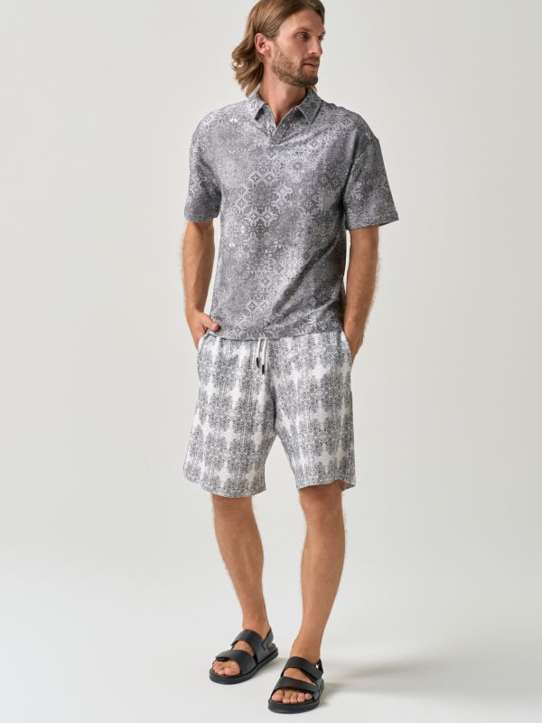 Print-Embroidered Polo Shirt - Image 2