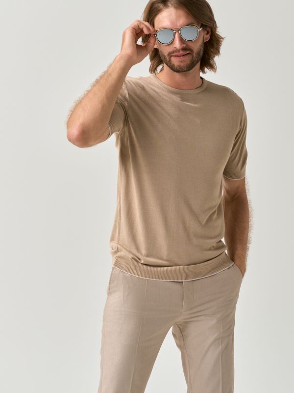 Beige essential thin knit T-shirt for men from You.Boutique